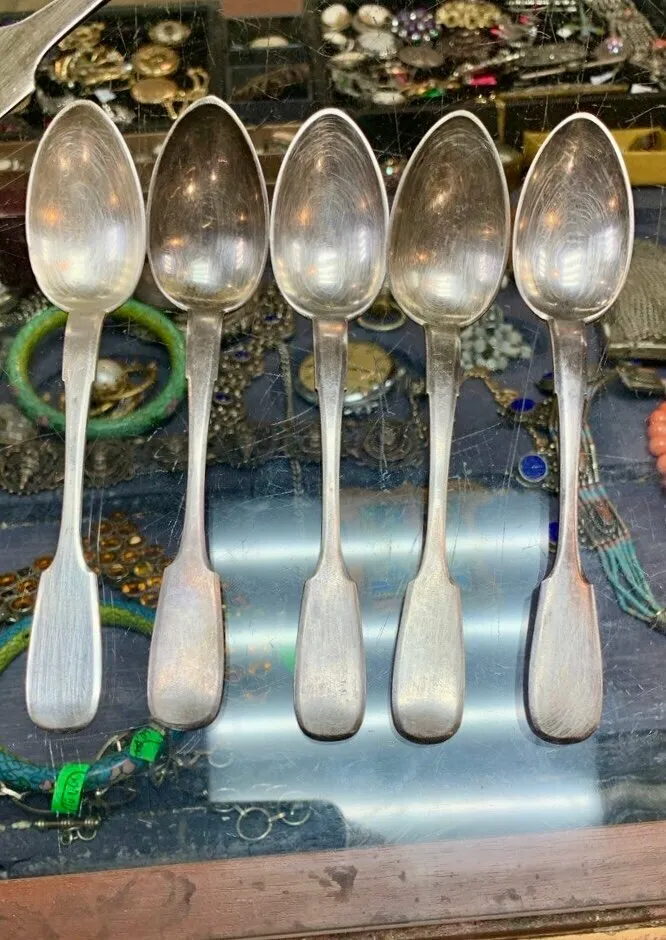 Серебряные ложки после чистки